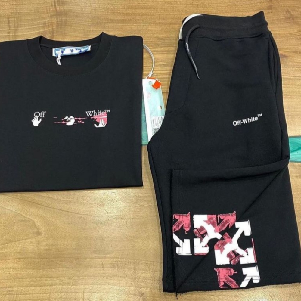 SOLD OUT🎉🎉🎉Mens Off White Short Set Size XL Tshirt / 34" Waist Shorts